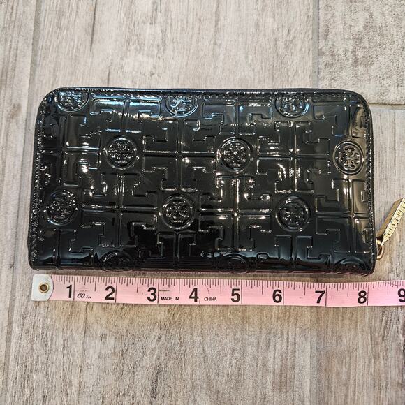 Tory Burch Patent Leather Emerson Logo Zip-Around Wallet Black Embossed Timeless - Picture 4 of 14
